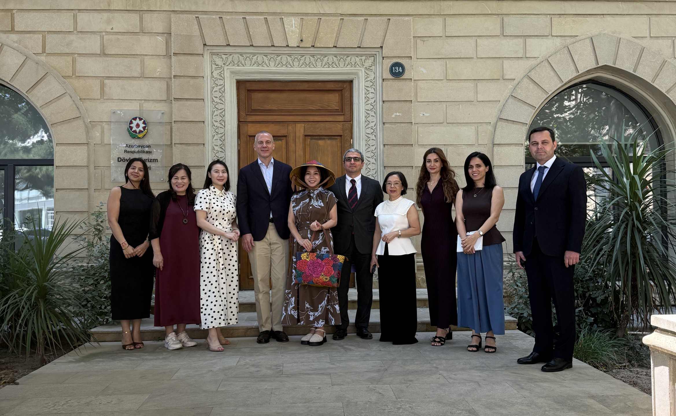 Azərbaycan və Vyetnam arasında turizm əməkdaşlığının inkişaf perspektivləri müzakirə olunub
